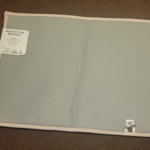 Memory Foam Bath Rug - Picture 2 of 5